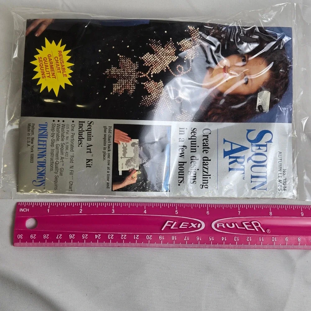 Distlefink Designs Inc. Sequin Art Kit Autumn Leaves 33244 New Sealed Vintage